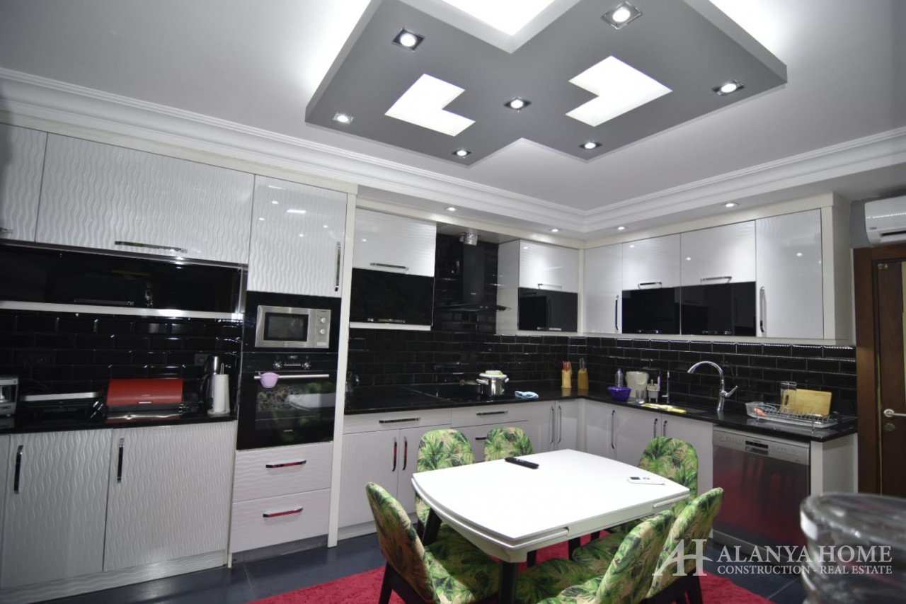 Фото покупка продажа недорогая двухкомнатная квартира 1+1 c просторной кухней Алания Хоум Анталия Ту