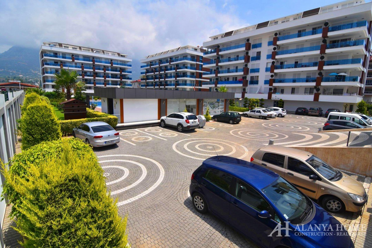 Appartement spacieux 2 + 1 dans le complexe résidentiel RİSİNG BLUE à Kestel Alanya