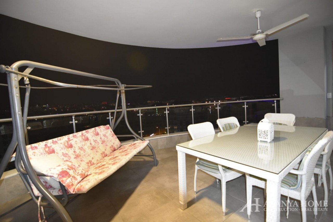 Фото покупка продажа недорогая трехкомнатная квартира 2+1 c просторной террассой Алания Хоум Анталия