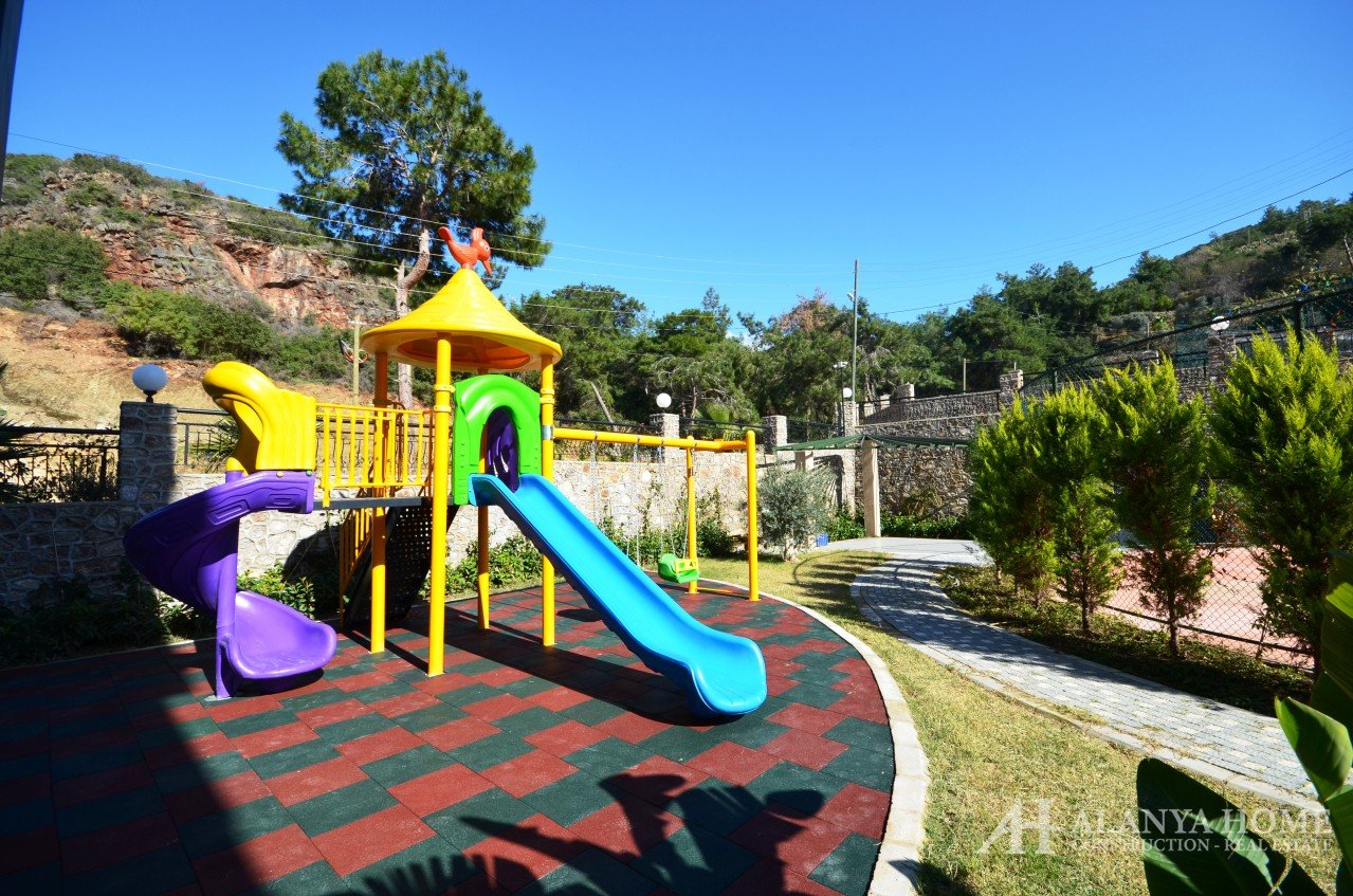 Фото покупка продажа недорогая квартира в доме жилом комплексе с детской площадкой комнотой Алания Х