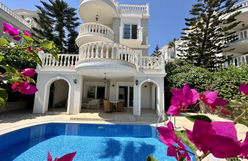 Вилла С Видом На Море В Конаклы | Меблированная Вилла 4+1 | Возможность Получения Внж