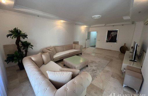 Spacious 3+1 Apartment In ‘Gunes’ Residence With Swimming Pool