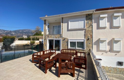 Möblierte 3+1 Delmar Villa Mit Pool In Kargıcak