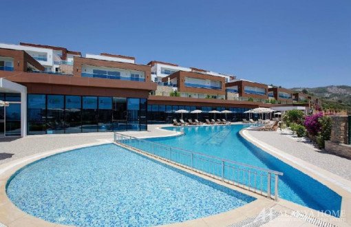 Tabii! Işte Verdiğiniz Başlığın **Büyük Harflerle, Ingilizce Ve Rusça Versiyonları**:  ---  ### Ingilizce  **Kargicak Granada Residence Fully Furnished 2+1 Apartment