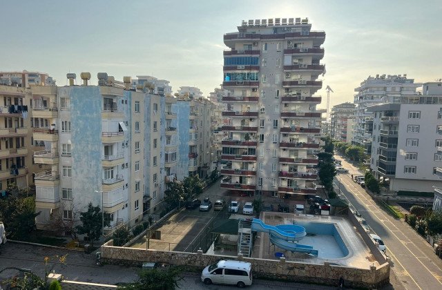 Furnished 2+1 Apartment in Central Mahmutlar, Alanya