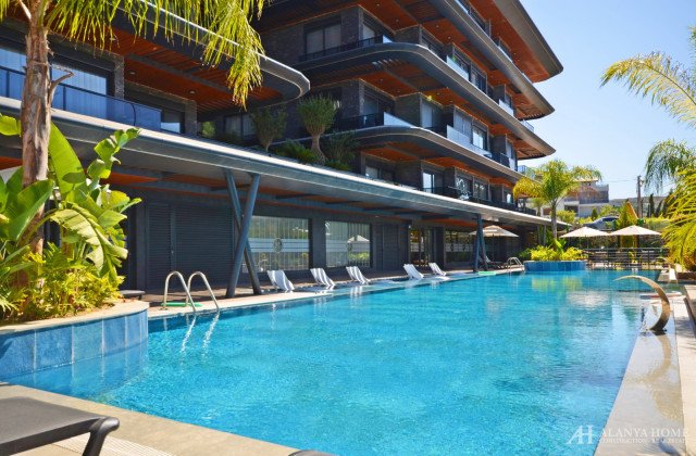 آپارتمان ۲+۱ رو به استخر در هاس‌باغچه | Milano VIP 1
