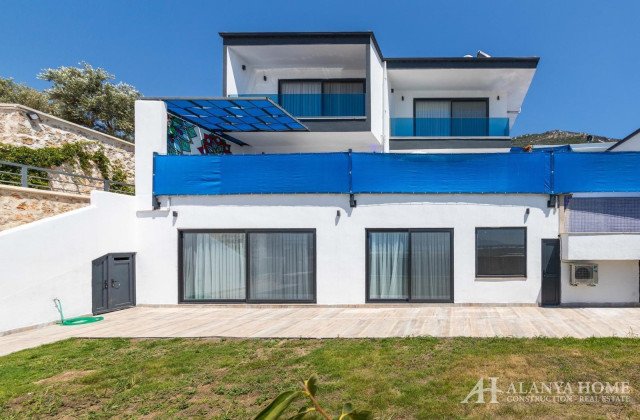 Luxury Furnished 3+1 Detached Villa with Private Pool in Antalya Kaş Kalkan Yeşilköy