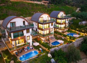 BEKTAŞ VATANDAŞLIGA UYGUN EŞYALI 5+1 MUSTAKIL VILLA