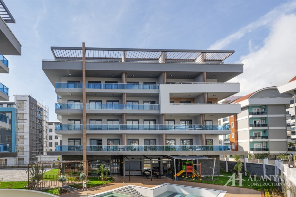 Emerald Reverside Oba Alanya Antalya Turkey purchase sale property of a furnished one-bedroom apartm