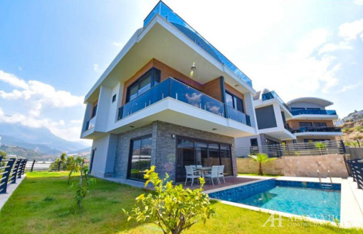 Toprak Villa