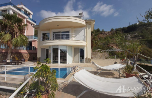 Yaylali Villa