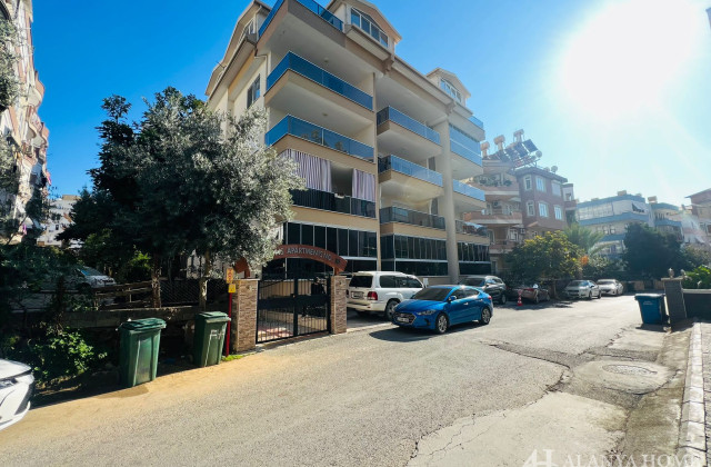Finkos Apartment – 3+1 Fully Furnished Duplex Apartment Suitable For Residence Permit With Pool, Center Alanya
